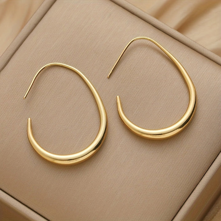 Raya™ Minimalist Drop Earrings with Elegant Design