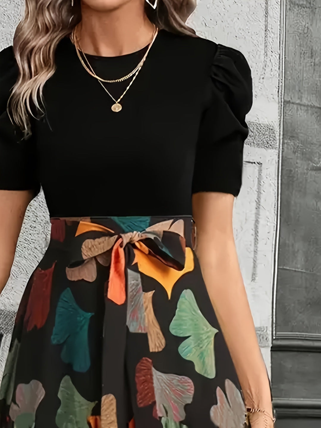 Vanya™ Elegant Midi Dress with Geometric Print and Puff Sleeves