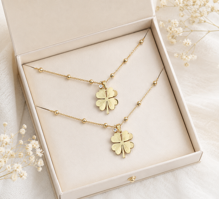 Xyla™ Clover Steel Collar in Elegant Gold Finish