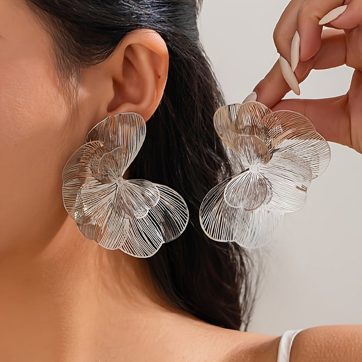 Selah™ Double Hoop Gold Earrings with Modern Design