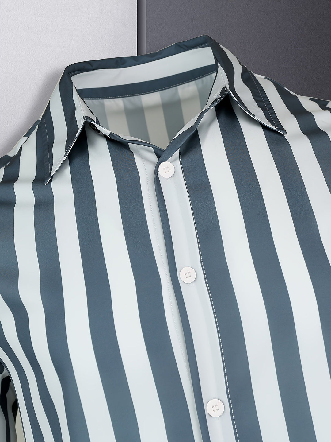 Kervik™ Long Sleeve Tropical Shirt for Men with Stripes and Classic Collar