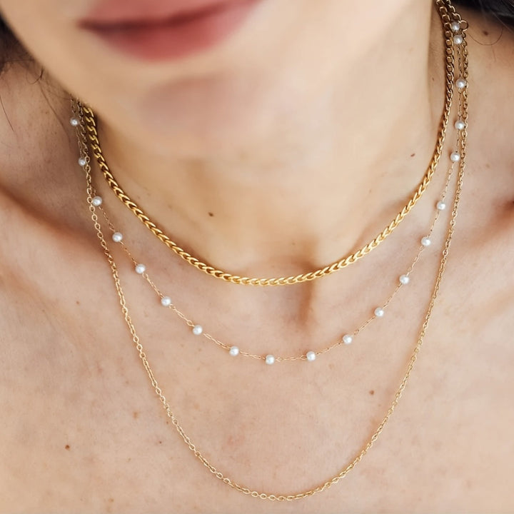 Winsley™ Elegant Three-Layer Collar with Gold Finish