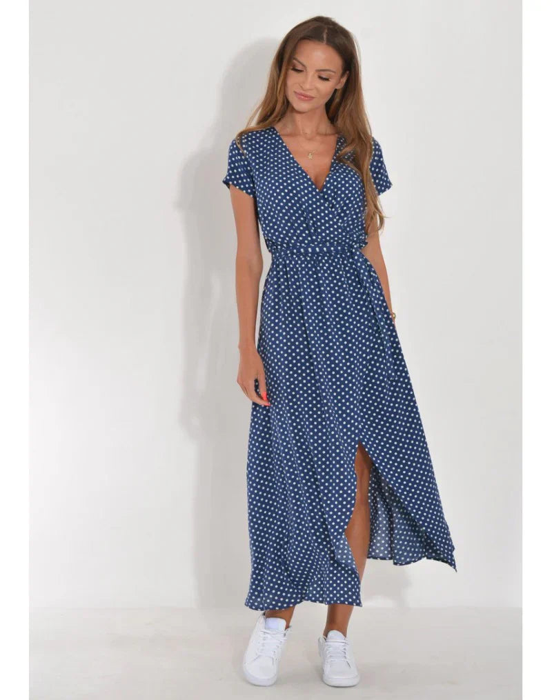 Delia™ Elegant Dress with V-Neck and Shaping Cut
